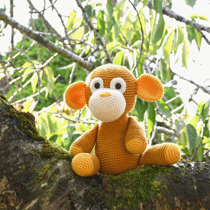 https://www.woolboxusa.com/media/catalog/product/cache/1189e0afb8083bb699b739157e3be07e/m/o/monkey-crochet-tree_2.gif