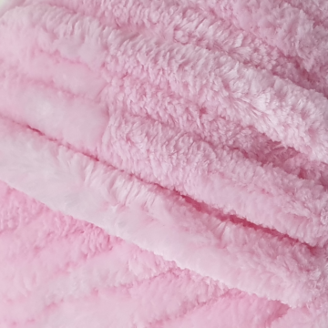 Cygnet Scrumpalicious Super Chunky 3003 Powder Pink 200g