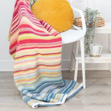 The Emu Knitted Temperature Blanket Yarn Kit in Emu Classic DK