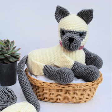 WoolCats Siamese Crochet Pattern Kit by Heather Gibbs in WoolBox Imagine Classic DK